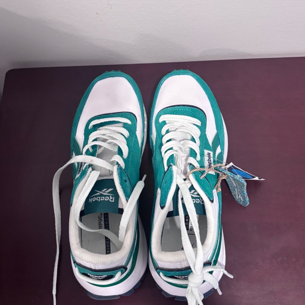 Running shoes - Picture 3 of 3